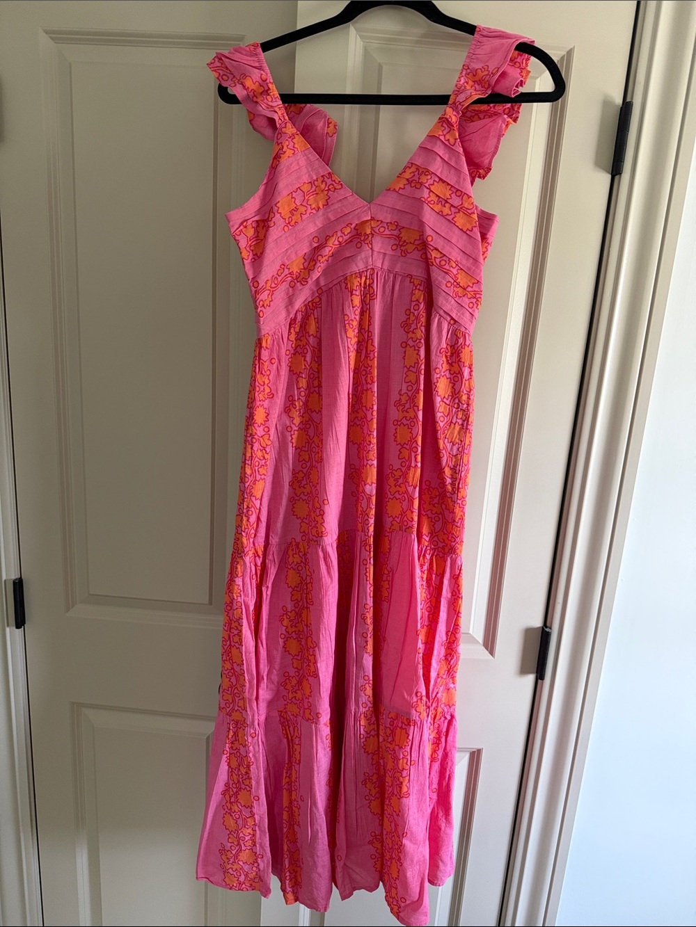 NWT THML Tiered V-neck Maxi Dress Women’s Medium